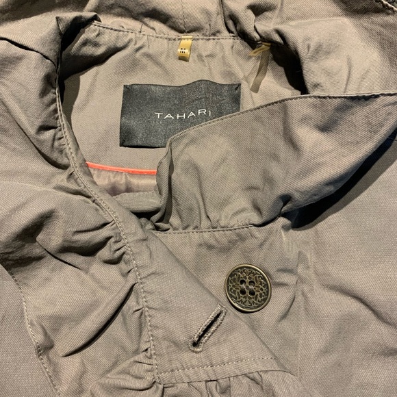 Tahari light Grey trench coat Size M - Picture 2 of 4